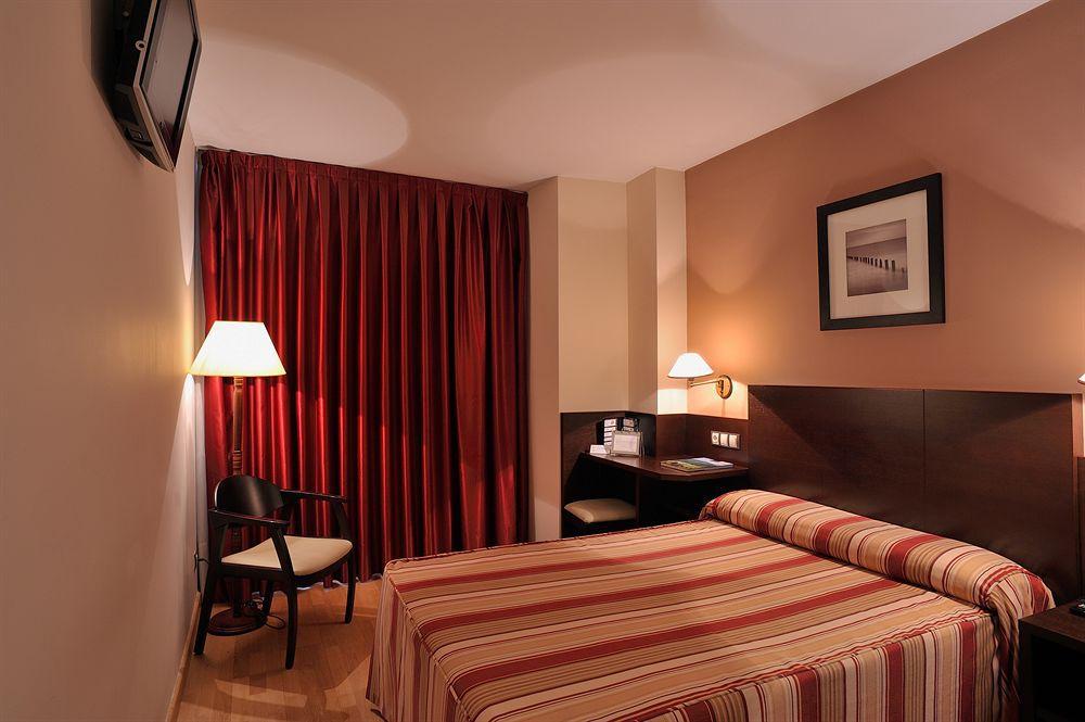 Hotel Castro Real Oviedo Ngoại thất bức ảnh