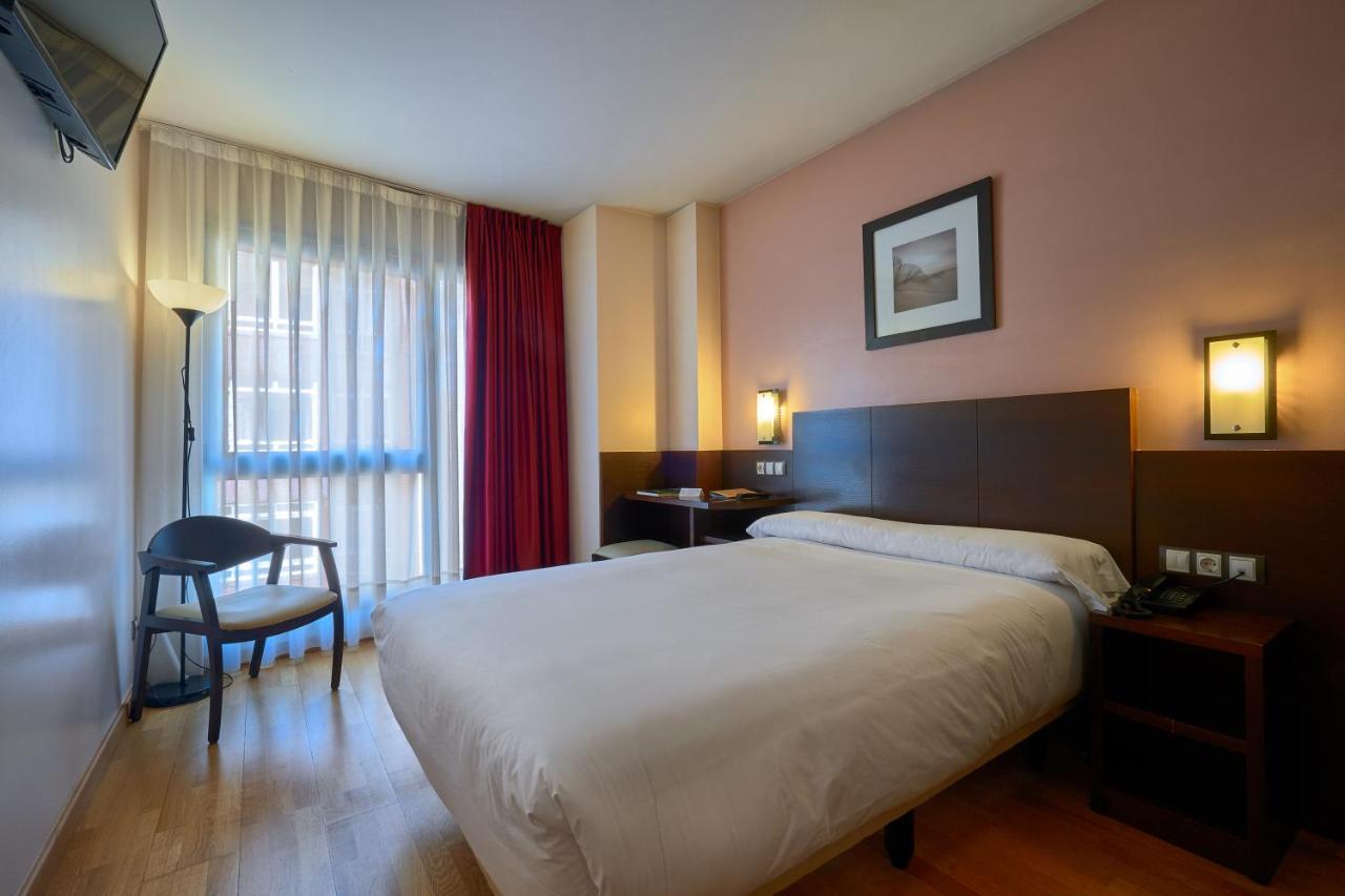 Hotel Castro Real Oviedo Ngoại thất bức ảnh