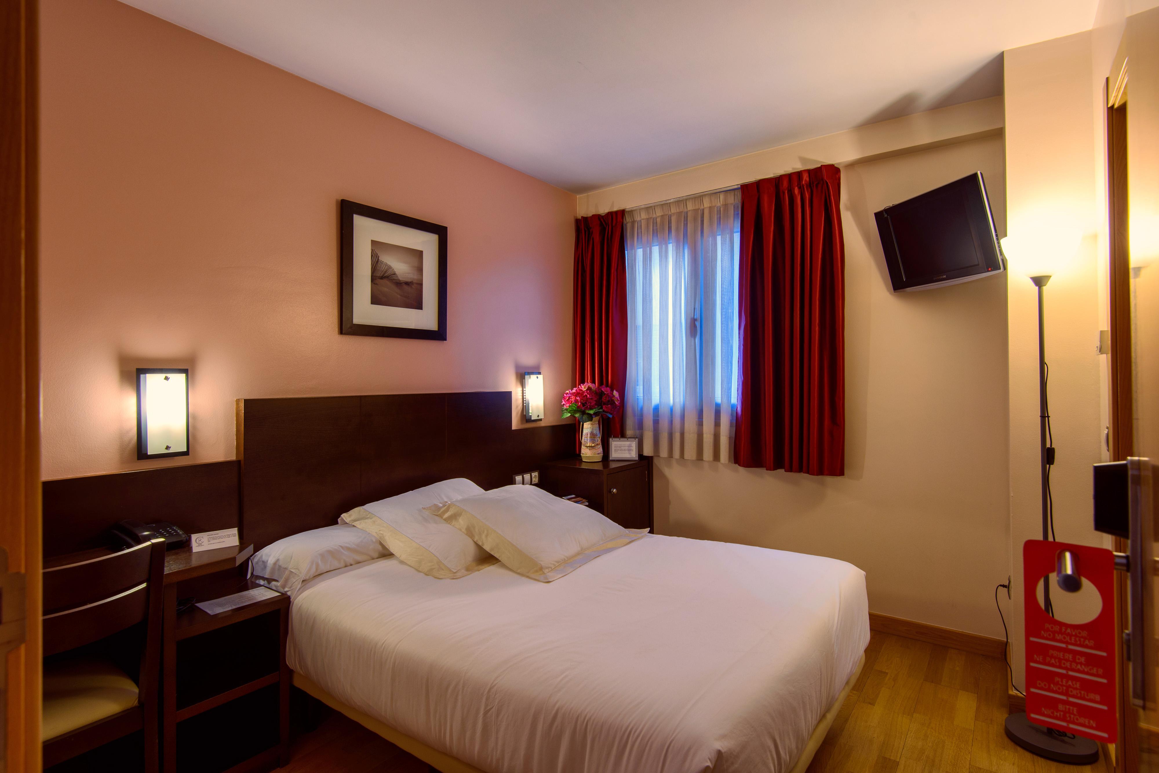 Hotel Castro Real Oviedo Ngoại thất bức ảnh
