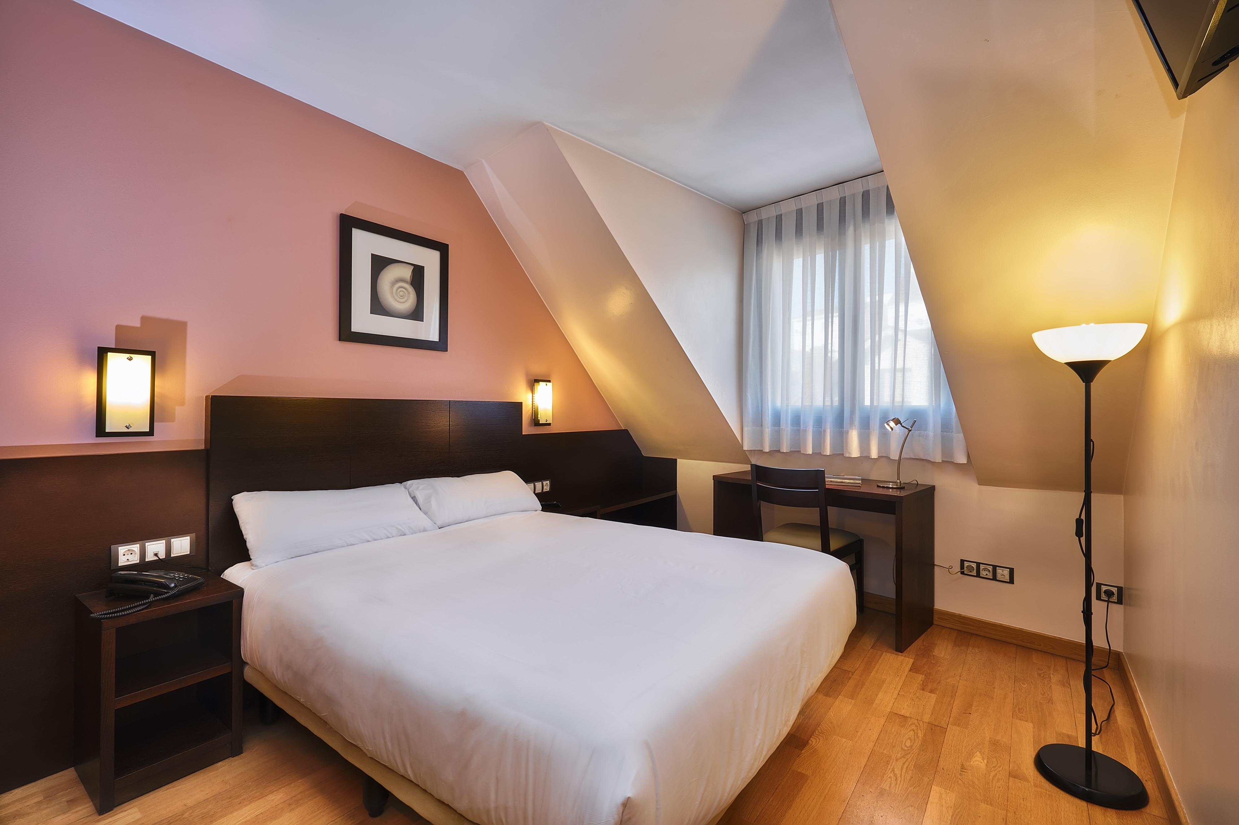 Hotel Castro Real Oviedo Ngoại thất bức ảnh