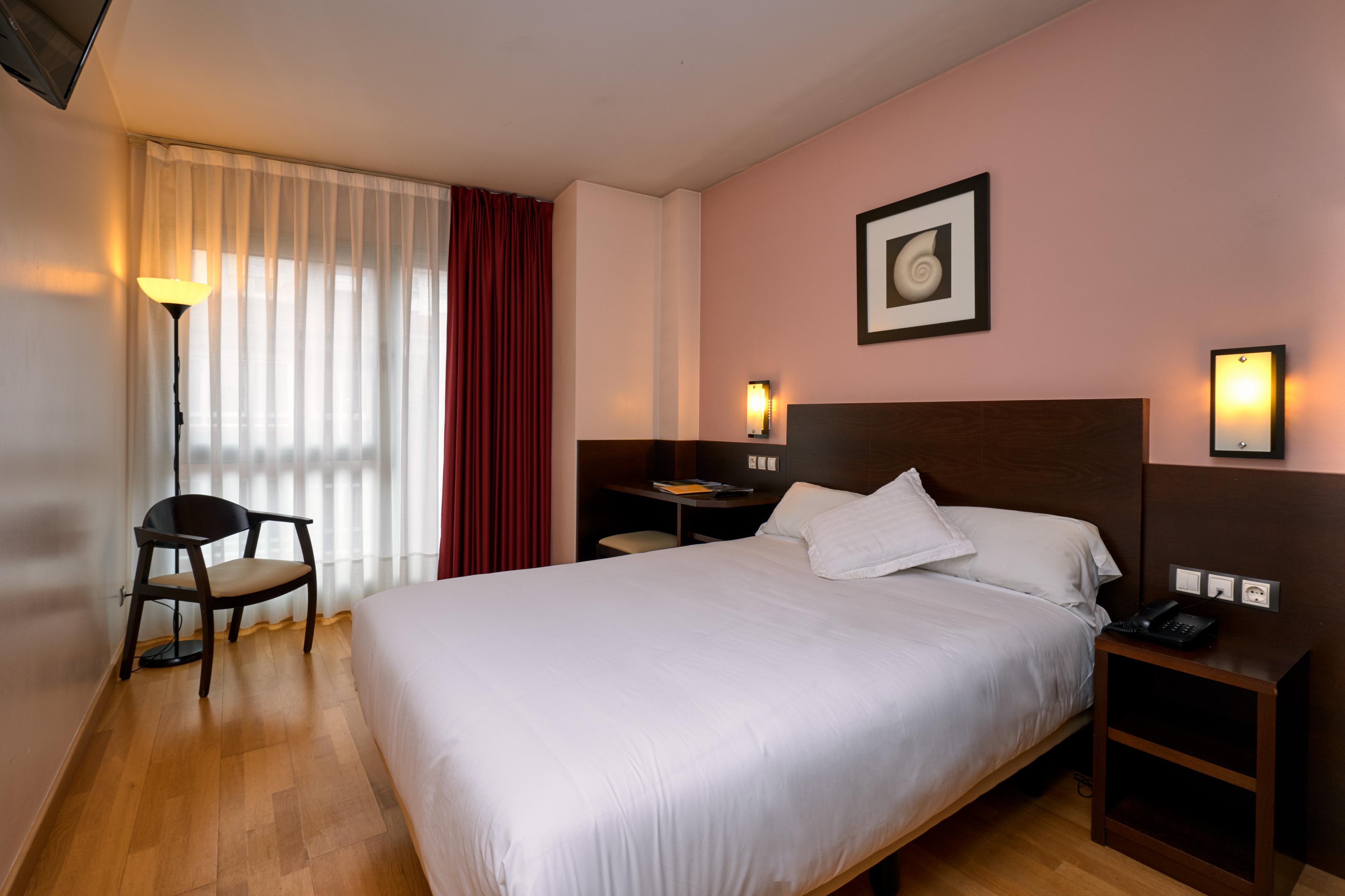 Hotel Castro Real Oviedo Ngoại thất bức ảnh