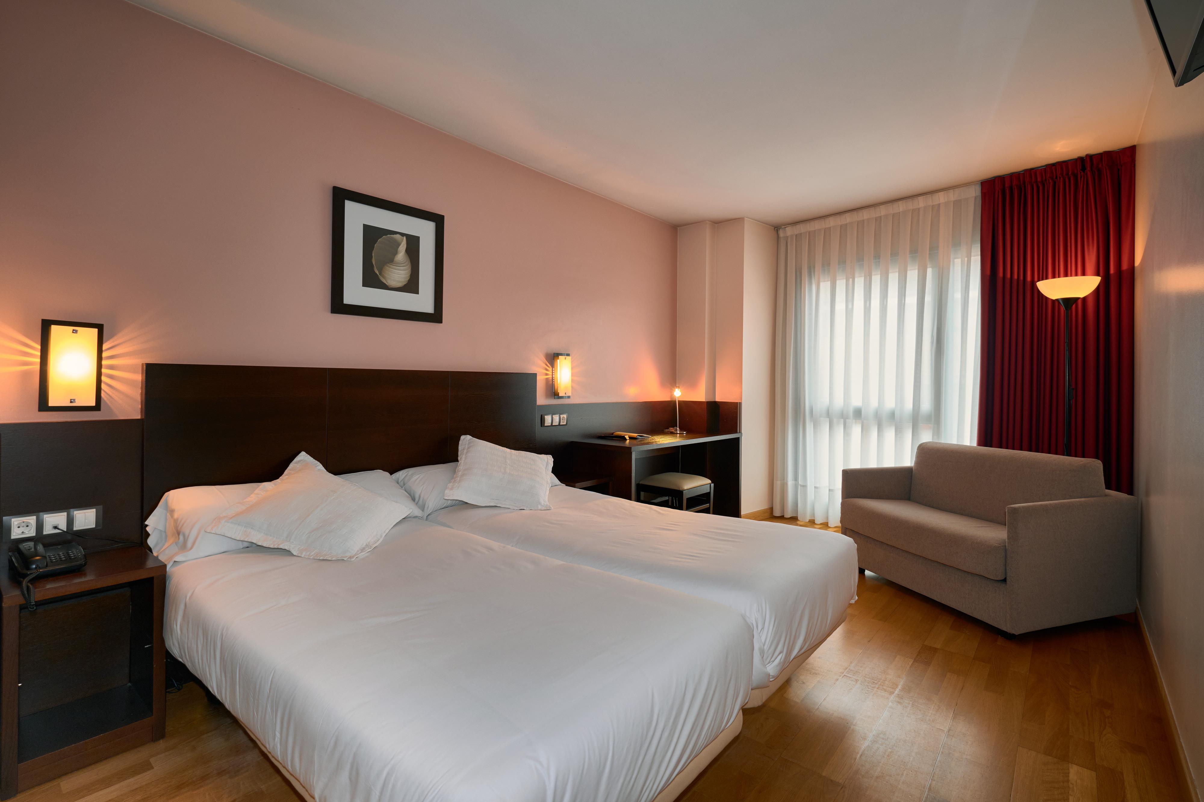 Hotel Castro Real Oviedo Ngoại thất bức ảnh