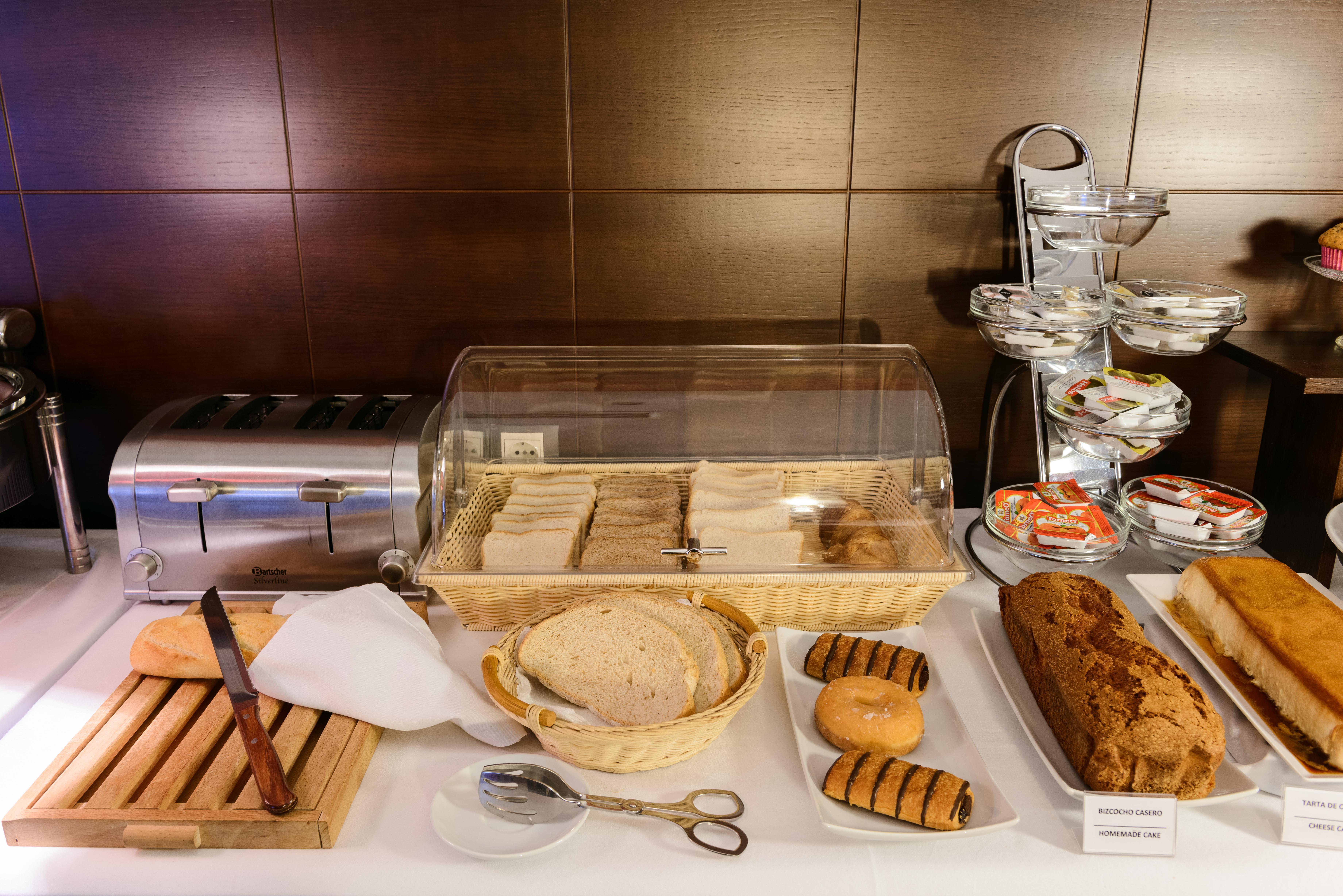 Hotel Castro Real Oviedo Ngoại thất bức ảnh